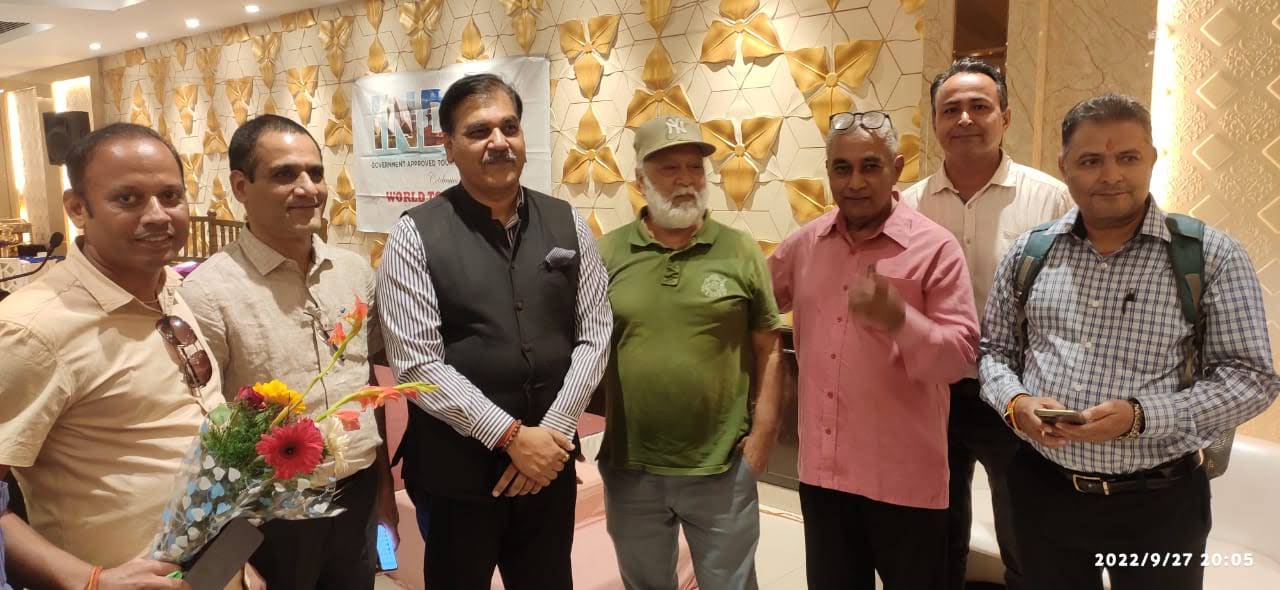 Group photograph of members at the World Tourism Day celebration, Delhi